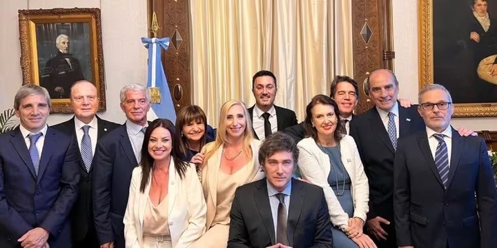Gabinete. Milei y sus colaboradores. IG Milei