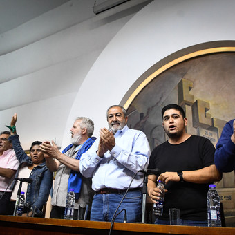 "No nos vamos a quedar de brazos cruzados": fuerte advertencia de la CGT tras las medidas del gobierno de Milei