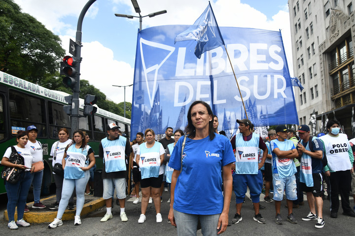Silvia Saravia, de Libres del Sur, en uno de los cortes. Foto: Federico Imas.