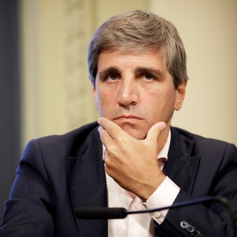 Primeros cambios: Luis Caputo tendrá el control de las secretarías de Energía y Minería