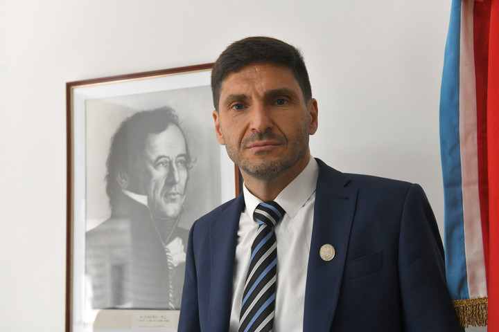 Maximiliano Pullaro, en su despacho. Foto: Enrique García Medina.